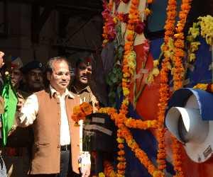 memu train from lucknow to hardoi