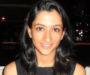 meet deepika padukone sister