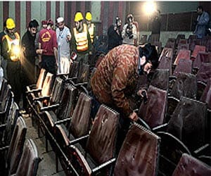 Bomb blast in pakistan