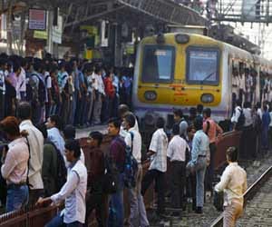 Passenger died into rpf grp dispute