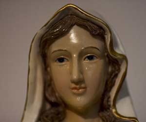 mother mary cries