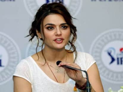 celebrities in financial crises