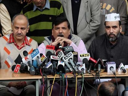 aap realeases ls candidates list, turns elections into big fight 