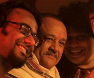 arvind kejriwal connection with alok nath