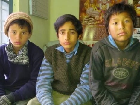 kids reach dehradun for job