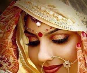 why women use kumkum bindi