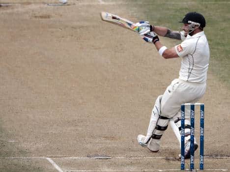 McCullum missed world record, NZ 429 at first day.