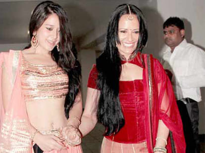 meet mithun chakraborty and jackie shroff daughter