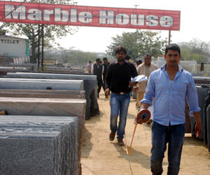 farud in marble market gurgaon