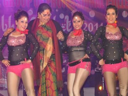 usha uthup in lucknow