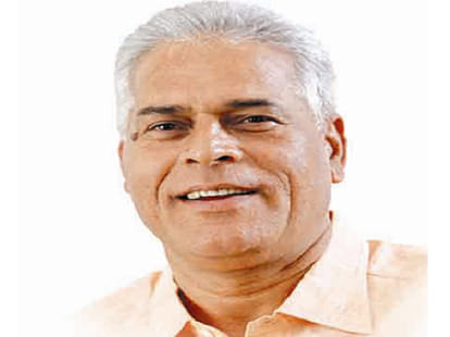 ticket war in congress for loksabha elections