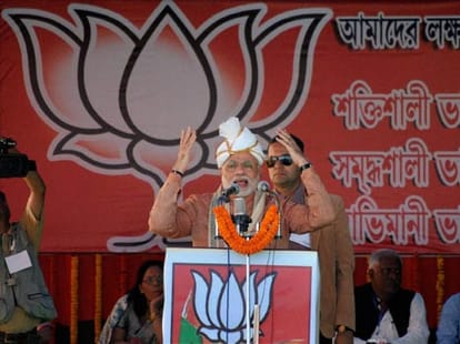 modi said 10 numbari to sonia-rahul