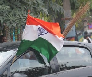 National flag insult case: Notice to Kejriwal