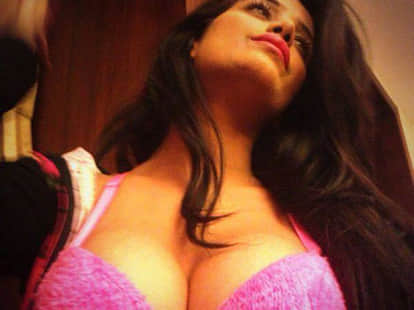 Controversial statements by Poonam pandey