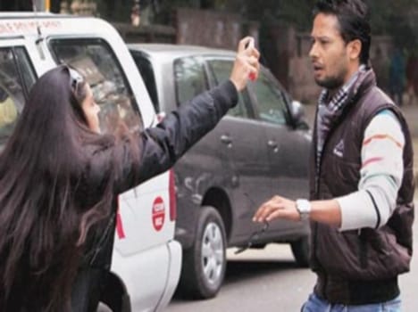 girl ready for self defence