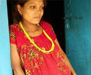 pregnent woman do hard labor in nepal
