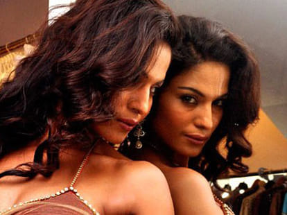 controversy about veena malik