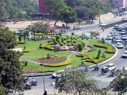 condition of chandigarh market and sector