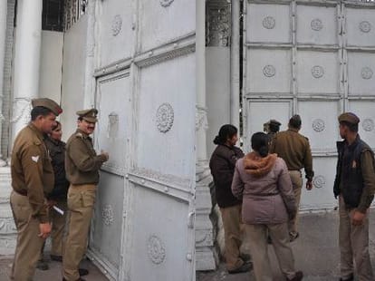 sahara shri arreseted in lucknow
