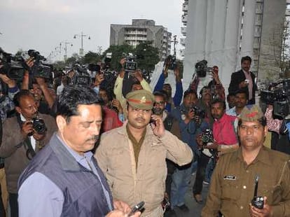 i am in lucknow says saharshri
