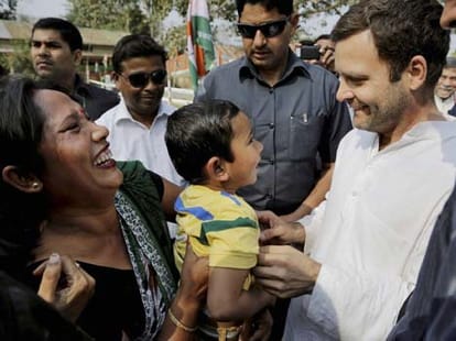 gujarat development model a toffee model says rahul
