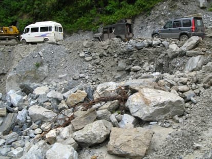 people injured by road