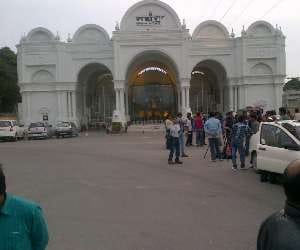 police reached at sahara shri's residence