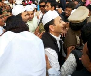 rahul gandhi visits uttar pradesh