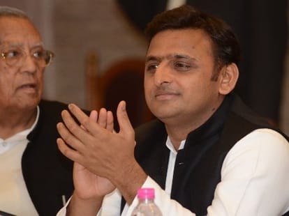 surprise visit of cm akhilesh yadav