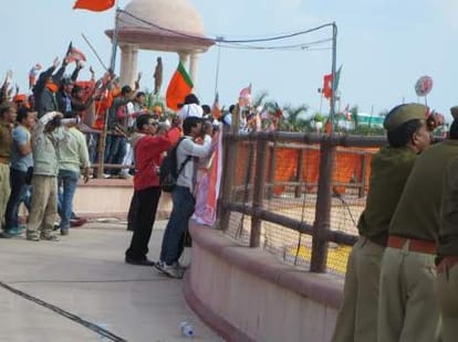 firing at iert in allahabad on poetry of narendra modi 