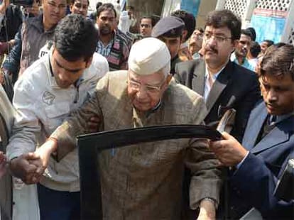 nd tiwari's wife serious allegation on opponents