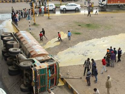 Five people were killed in road accidents