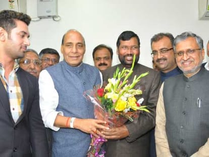 mayawati with modi after election