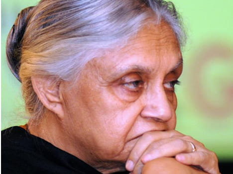 congress leaders protest against sheila dixit