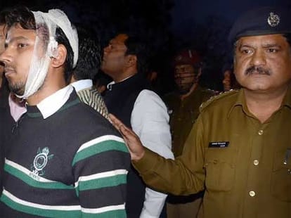 aap leader arvind kejriwal said sorry for hungama in delhi