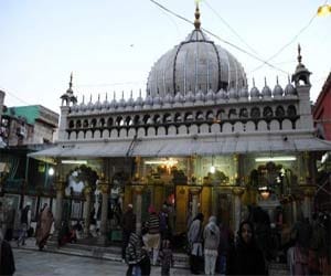 Hazrat nizamuddin auliya dargah