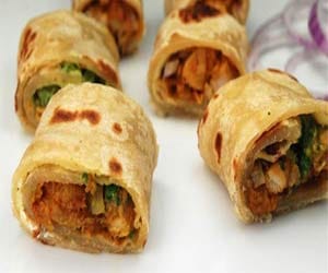 Special dish of delhi 'Kathi kabab ki thali'