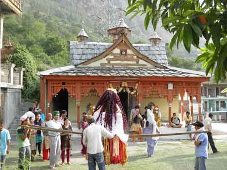 himachal devta holi festival snow