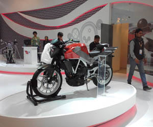 DSK to launch Hyosung GD250N in India soon