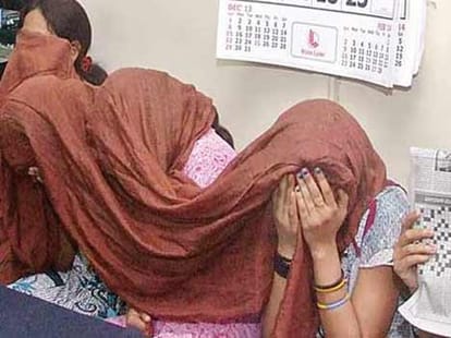 police raid red light area agra