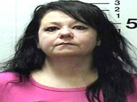 angry wife put explicit pictures of a couple doing oral sex
