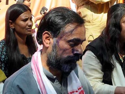 After kejriwal yogendra yadav priase bjp