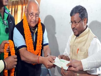 IAS-IPS are becoming political leaders