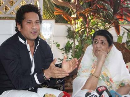 sachin, ganguly and salman takes team in ISL