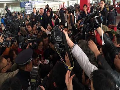 in south china sea 'debris' seemed