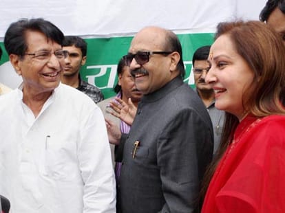 ramgopal yadav slams amar singh