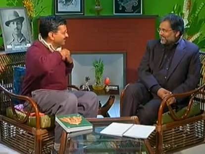 social media double edged sword for politicians