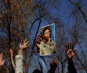 musharraf's life 'in danger': pak home ministry