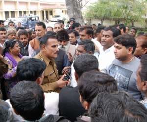 villagers, police, jeep, accused, political pressure 