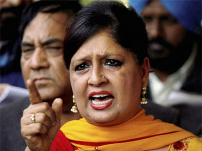 contenders who return loksabha election tickets to their respective parties